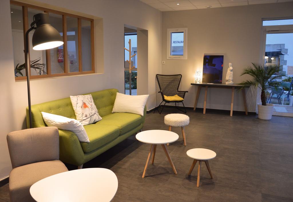 Logis Hotel Du Port Plobannalec-Lesconil Bagian luar foto