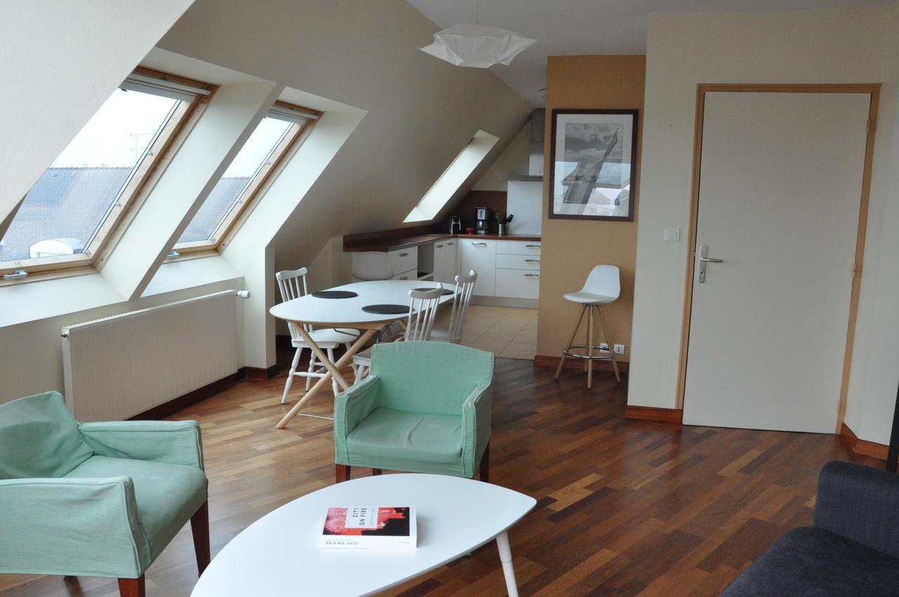 Logis Hotel Du Port Plobannalec-Lesconil Bagian luar foto